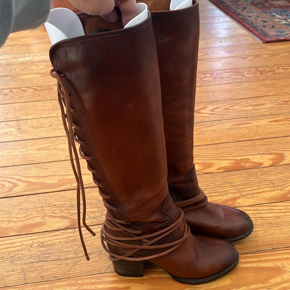 Freebird “coal” tall all leather lace up boots, cognac color - Picture 3 of 7